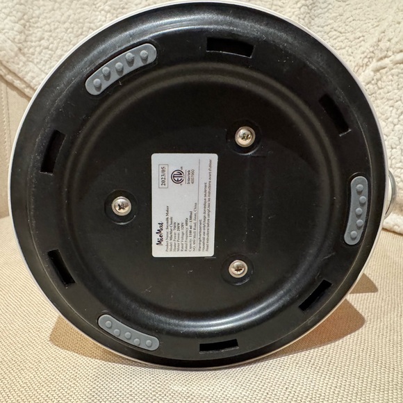 - Miomat nut milk maker plus - Picture 2 of 11